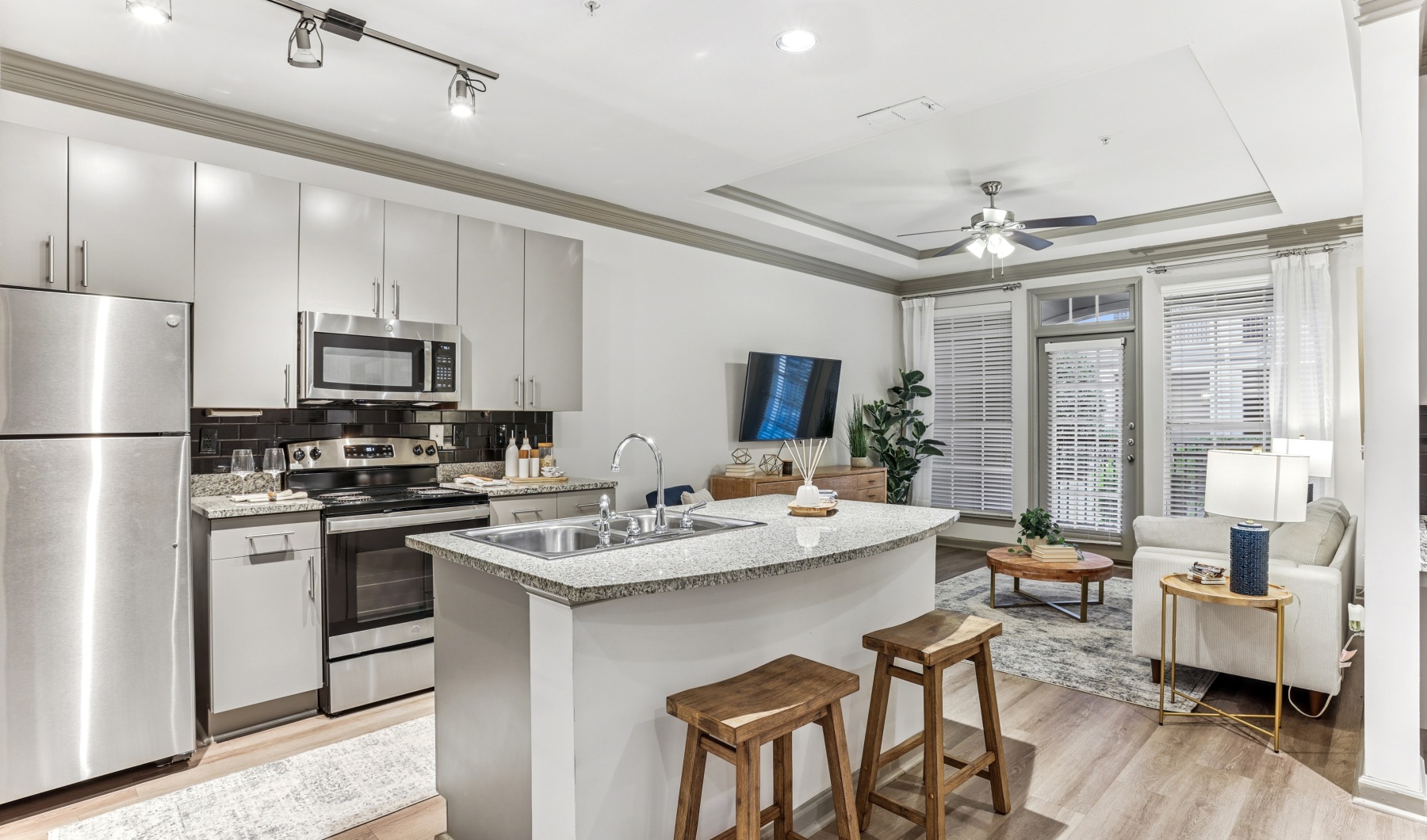 Modern kitchen at Avana Uptown apartments in Atlanta, GA Modern kitchen at Avana Uptown apartments in Atlanta, GA