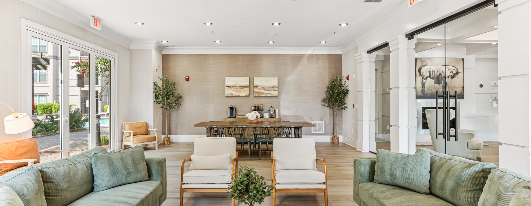 Resident lounge at Avana Uptown in Atlanta, GA